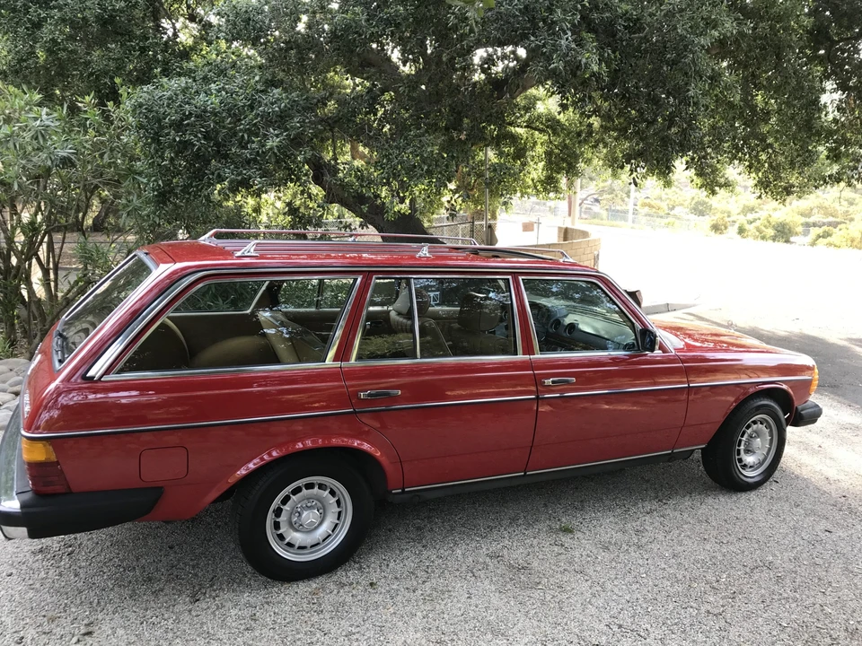 1984 Mercedes-Benz W123 Wagon (S123) - Image 13 of 31