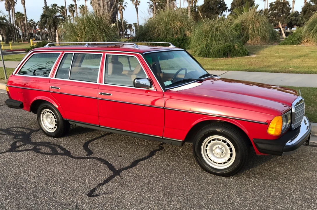 1984 Mercedes-Benz W123 Wagon (S123) - Image 15 of 31