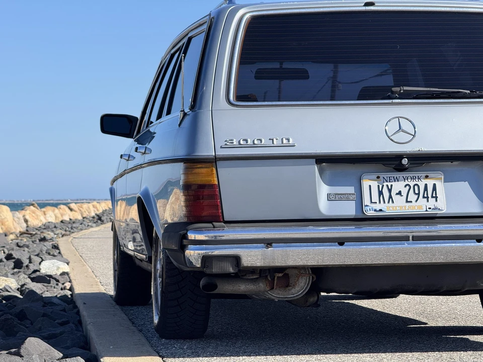 1984 Mercedes-Benz W123 Wagon (S123) - Image 27 of 31