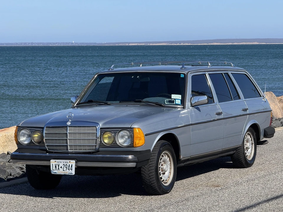 1984 Mercedes-Benz W123 Wagon (S123) - Image 4 of 31