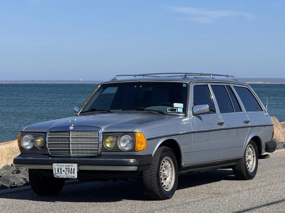 1984 Mercedes-Benz W123 Wagon (S123) - Image 3 of 31