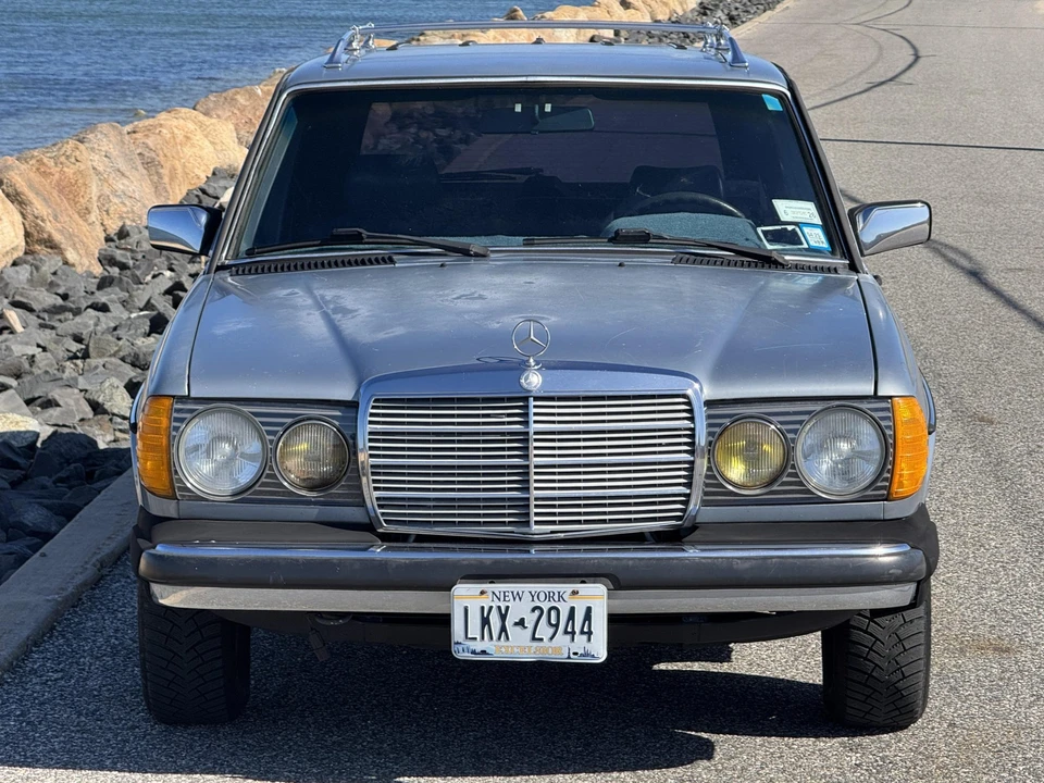 1984 Mercedes-Benz W123 Wagon (S123) - Image 6 of 31