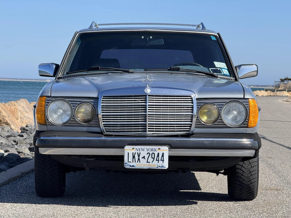 1984 Mercedes-Benz W123 Wagon (S123) - Image 5 of 31