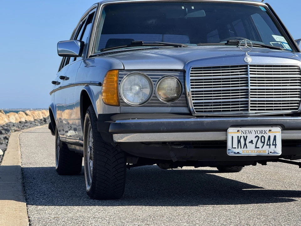 1984 Mercedes-Benz W123 Wagon (S123) - Image 21 of 31
