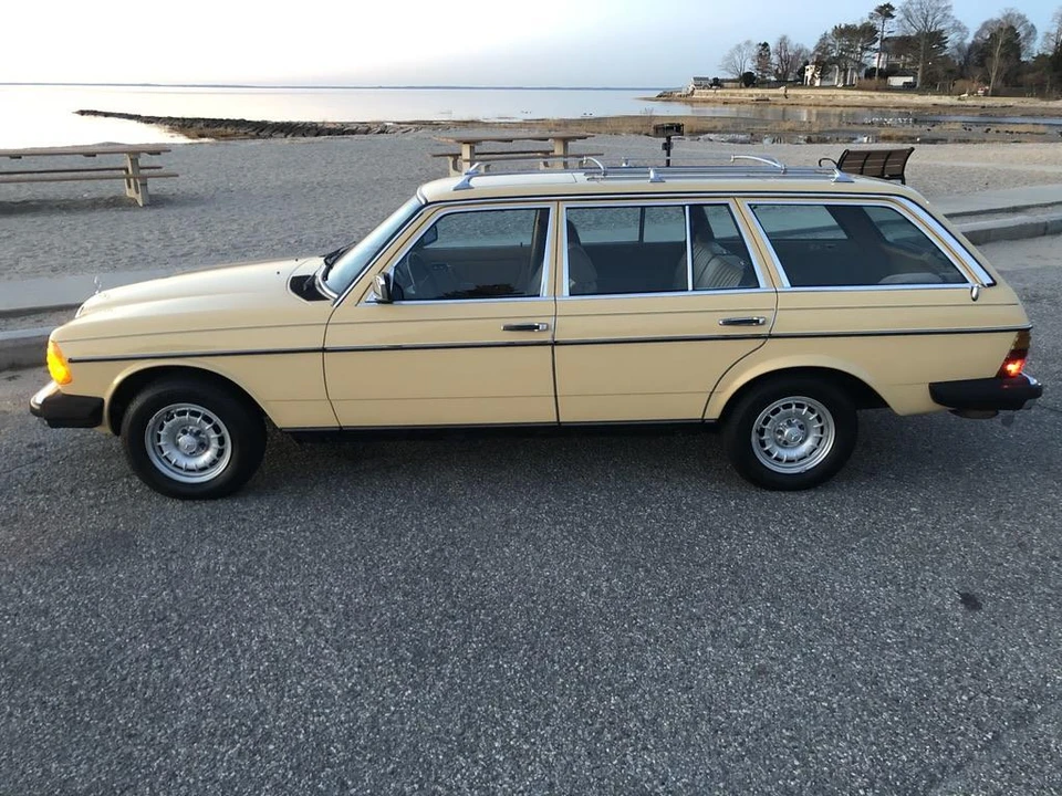 1984 Mercedes-Benz W123 Wagon (S123) - Image 25 of 31