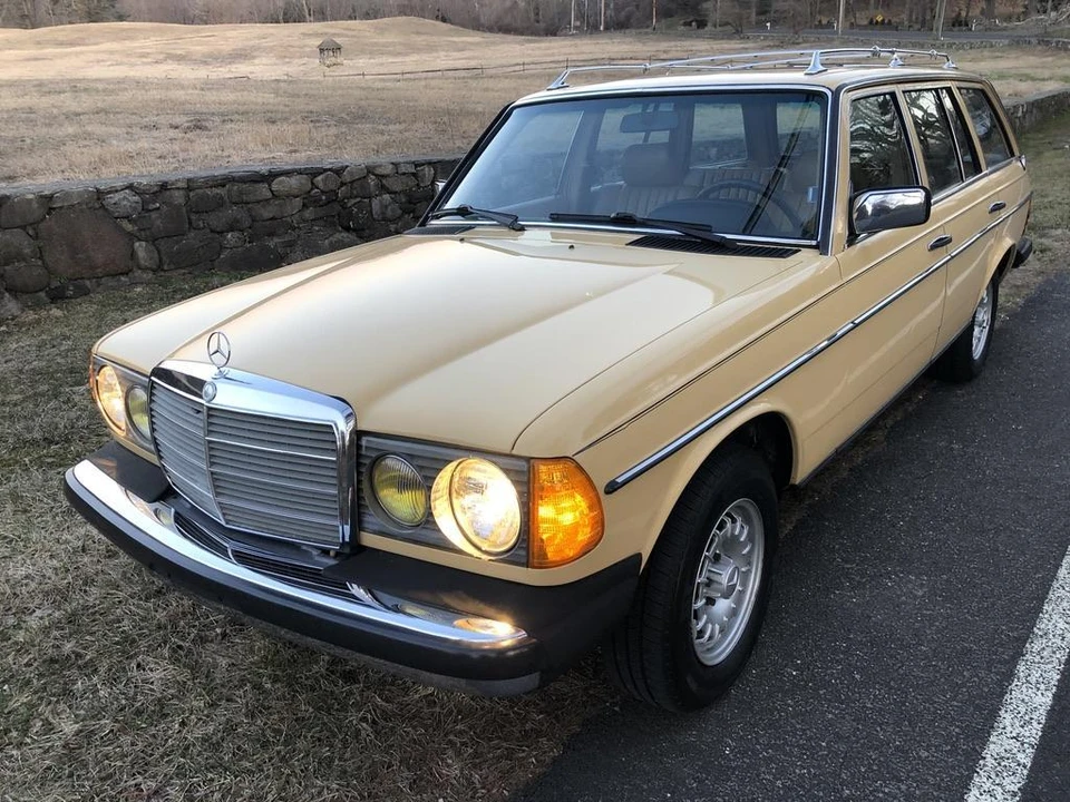 1984 Mercedes-Benz W123 Wagon (S123) - Image 13 of 31