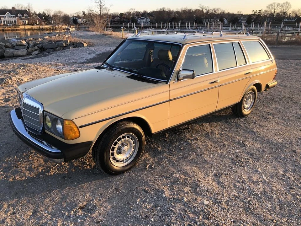 1984 Mercedes-Benz W123 Wagon (S123) - Image 15 of 31