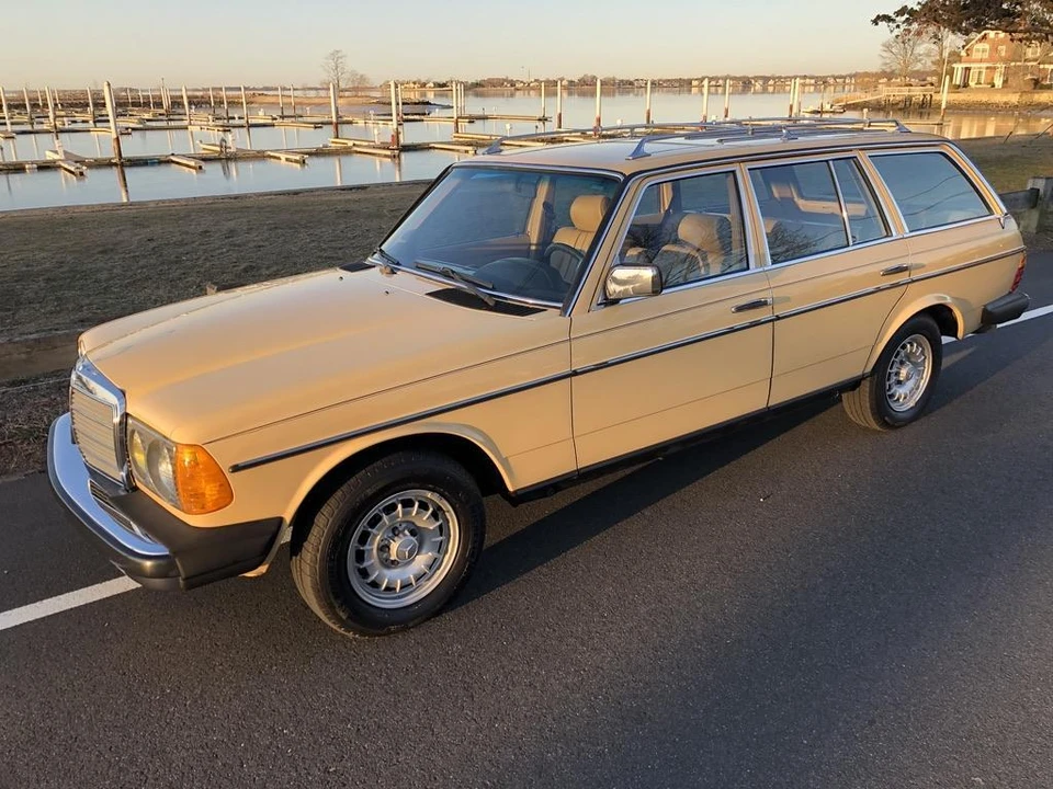 1984 Mercedes-Benz W123 Wagon (S123) - Image 16 of 31