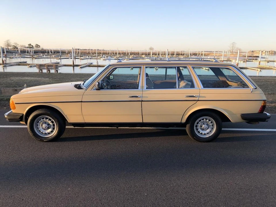 1984 Mercedes-Benz W123 Wagon (S123) - Image 28 of 31