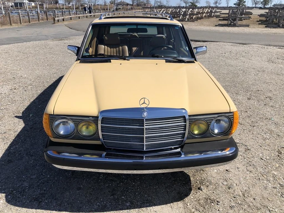 1984 Mercedes-Benz W123 Wagon (S123) - Image 6 of 31