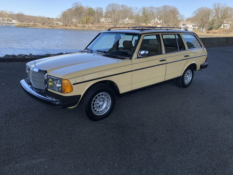 1984 Mercedes-Benz W123 Wagon (S123) - Image 20 of 31