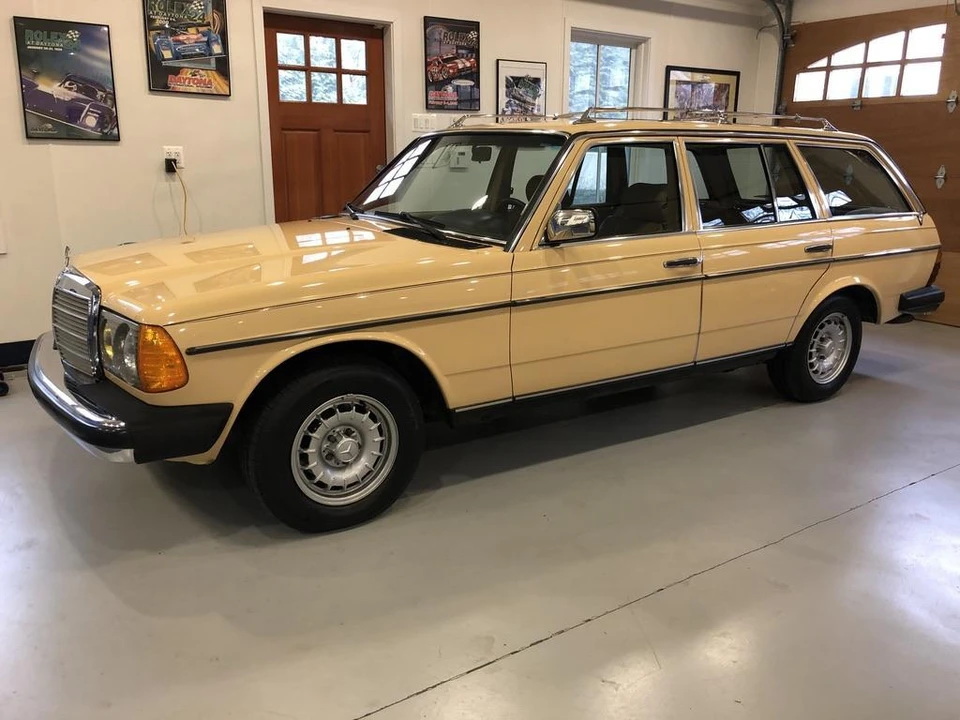 1984 Mercedes-Benz W123 Wagon (S123) - Image 24 of 31