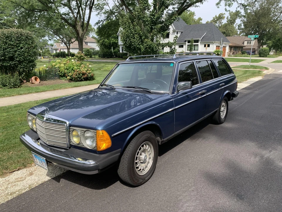 1984 Mercedes-Benz W123 Wagon (S123) - Image 5 of 31