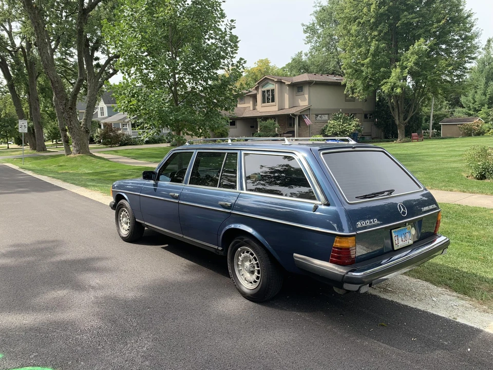 1984 Mercedes-Benz W123 Wagon (S123) - Image 10 of 31