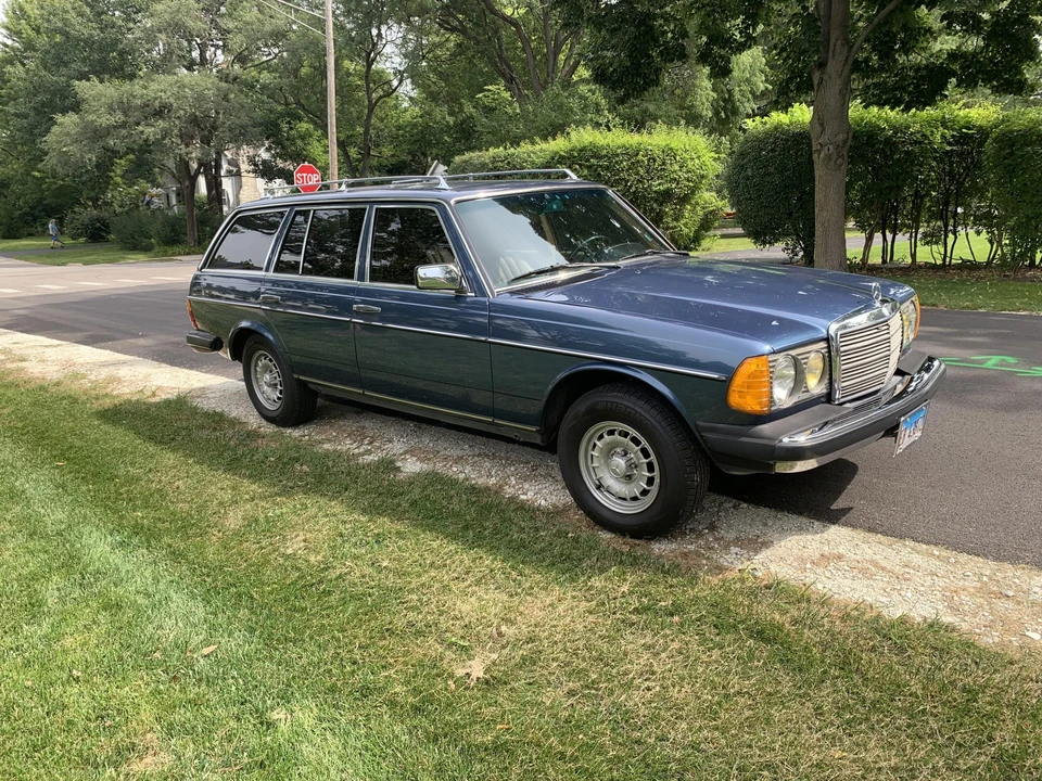 1984 Mercedes-Benz W123 Wagon (S123) - Image 20 of 31