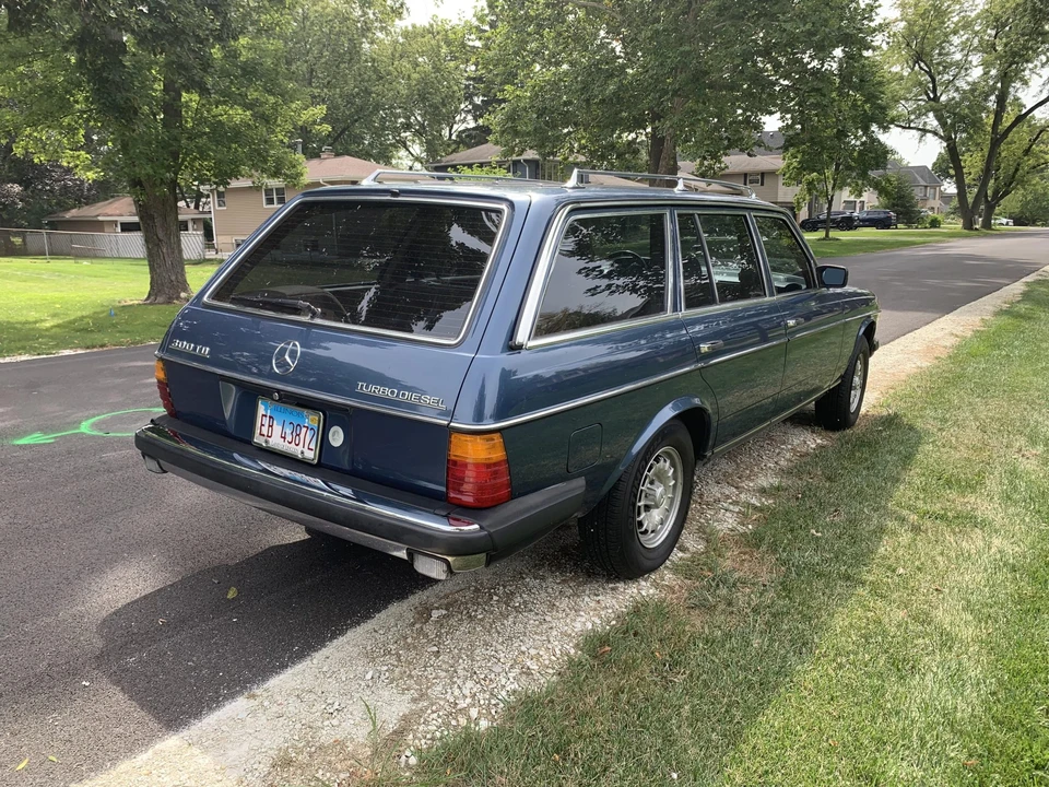 1984 Mercedes-Benz W123 Wagon (S123) - Image 15 of 31