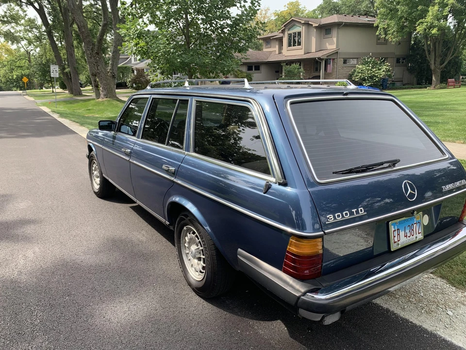 1984 Mercedes-Benz W123 Wagon (S123) - Image 11 of 31