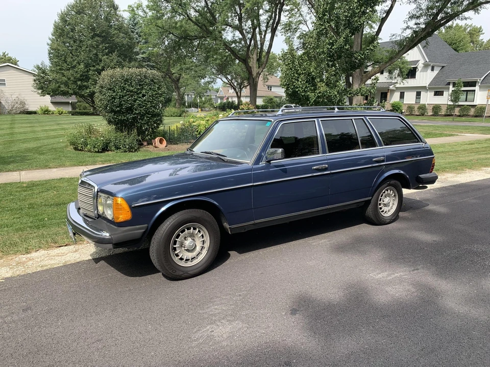 1984 Mercedes-Benz W123 Wagon (S123) - Image 6 of 31
