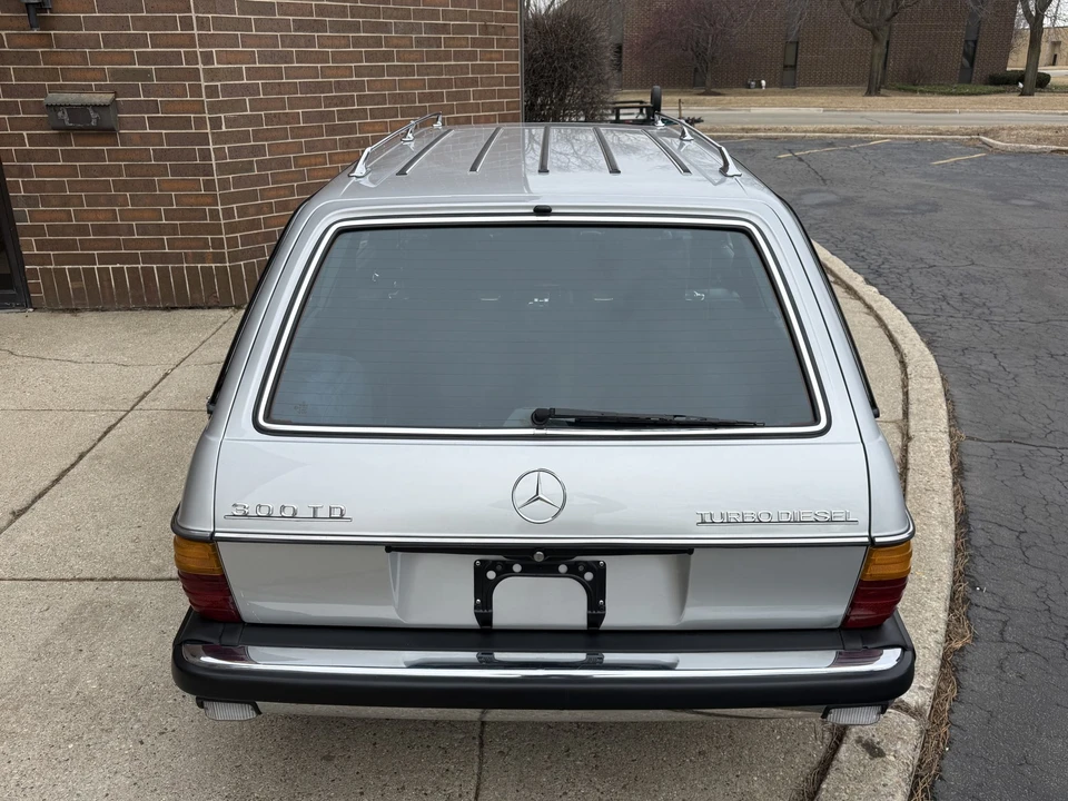 1984 Mercedes-Benz W123 Wagon (S123) - Image 7 of 31