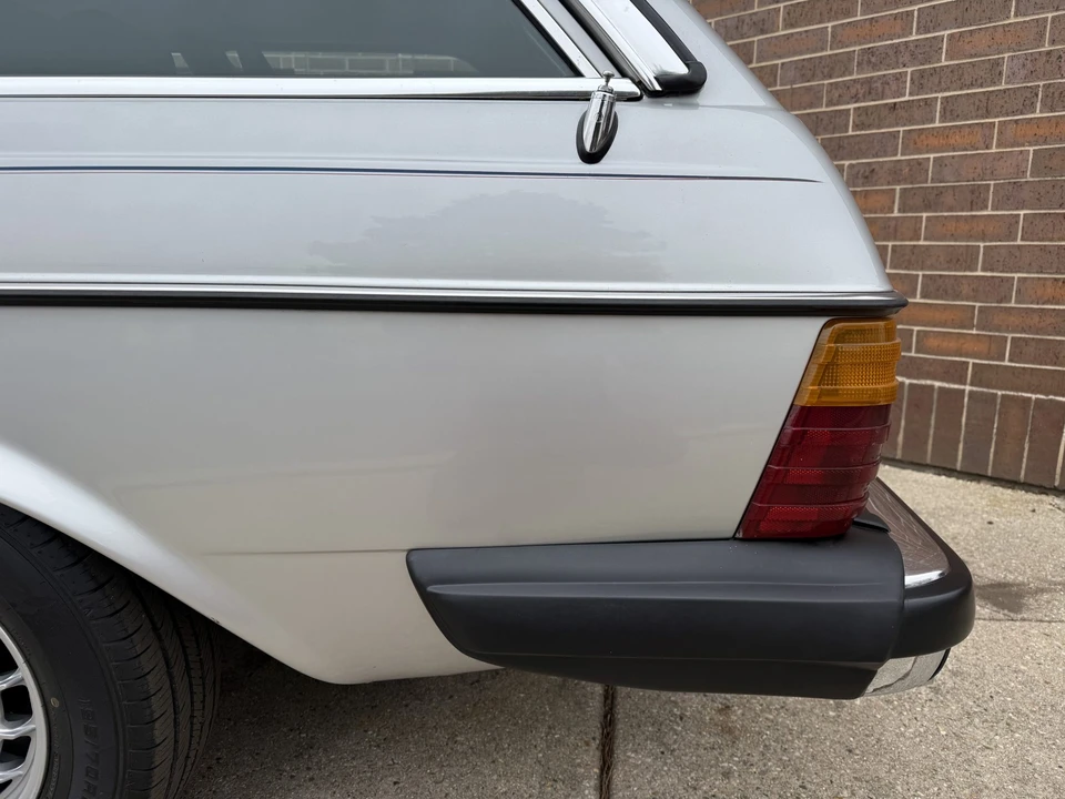 1984 Mercedes-Benz W123 Wagon (S123) - Image 21 of 31