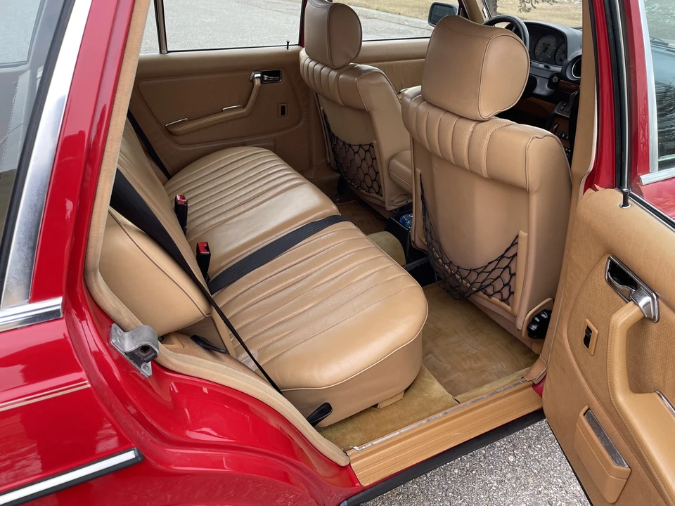 1984 Mercedes-Benz W123 Wagon (S123) - Image 24 of 31