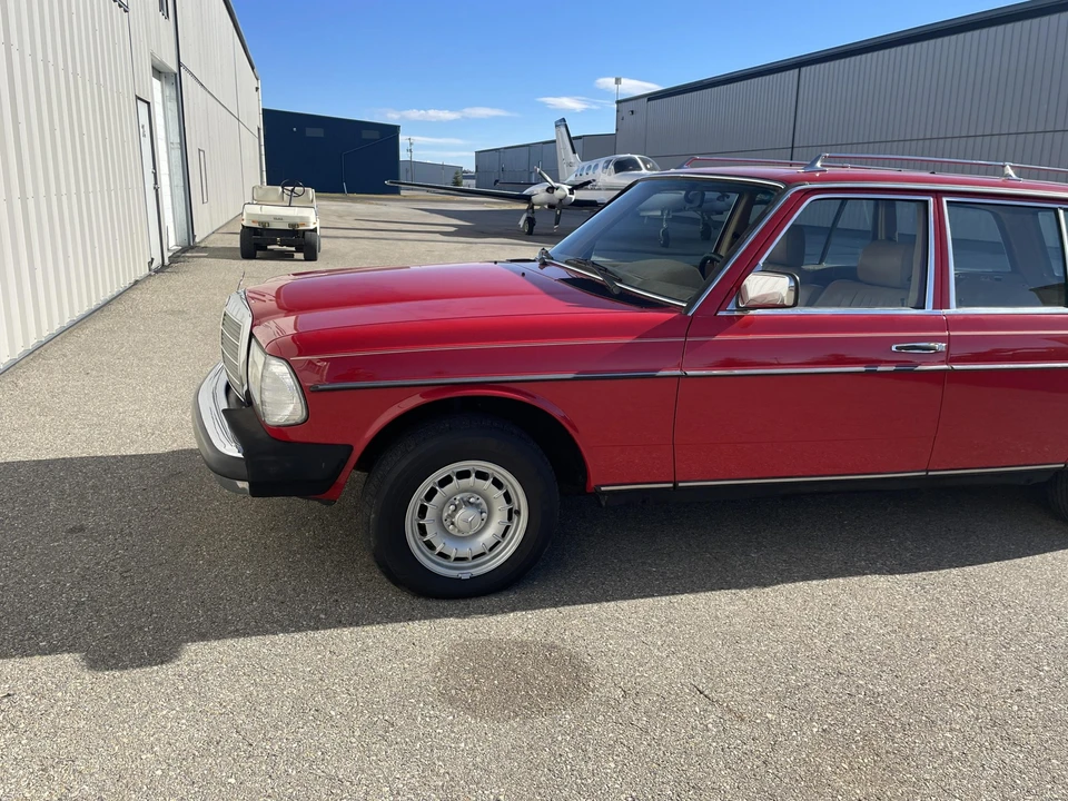 1984 Mercedes-Benz W123 Wagon (S123) - Image 9 of 31
