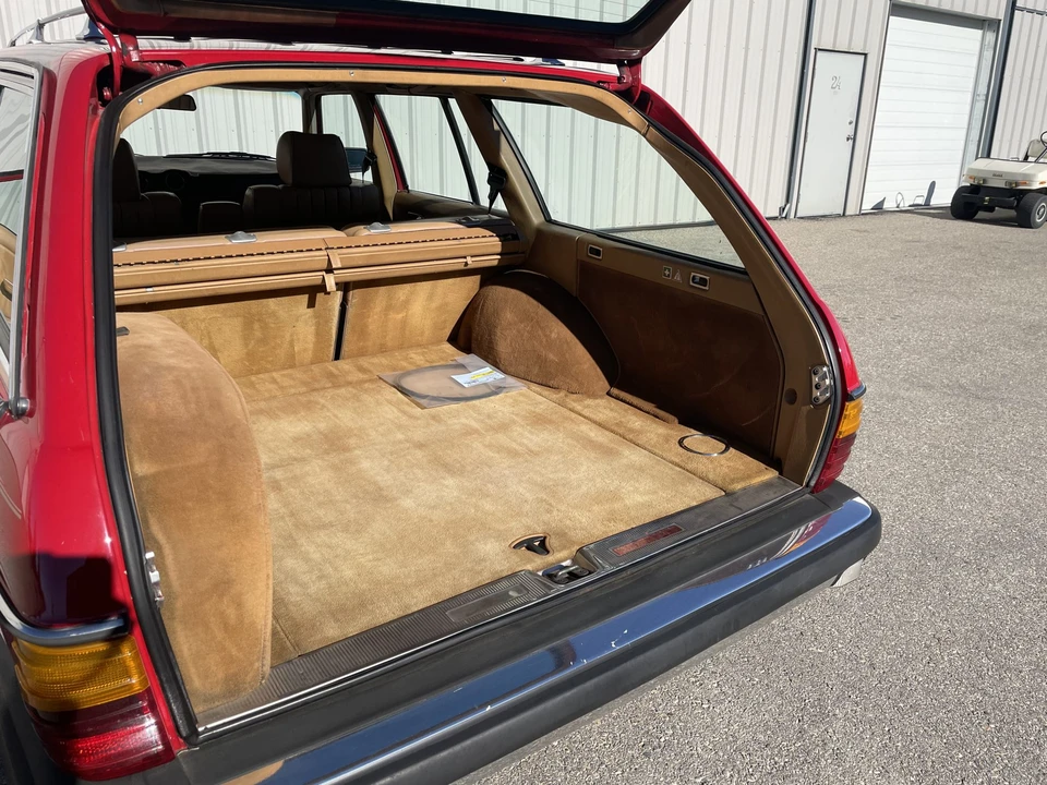 1984 Mercedes-Benz W123 Wagon (S123) - Image 31 of 31