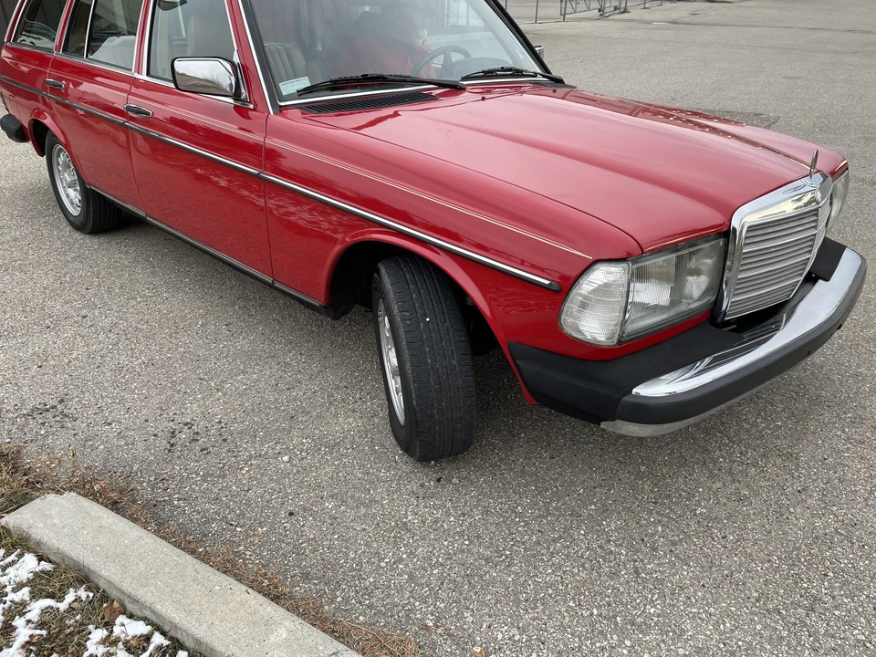 1984 Mercedes-Benz W123 Wagon (S123) - Image 8 of 31