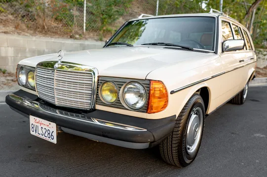 1984 Mercedes-Benz 300TD Turbodiesel