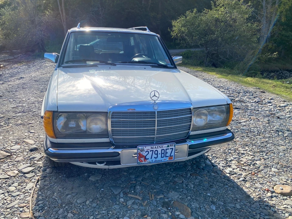 1984 Mercedes-Benz E-Class - Image 23 of 31