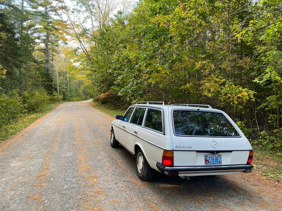 1984 Mercedes-Benz E-Class - Image 9 of 31