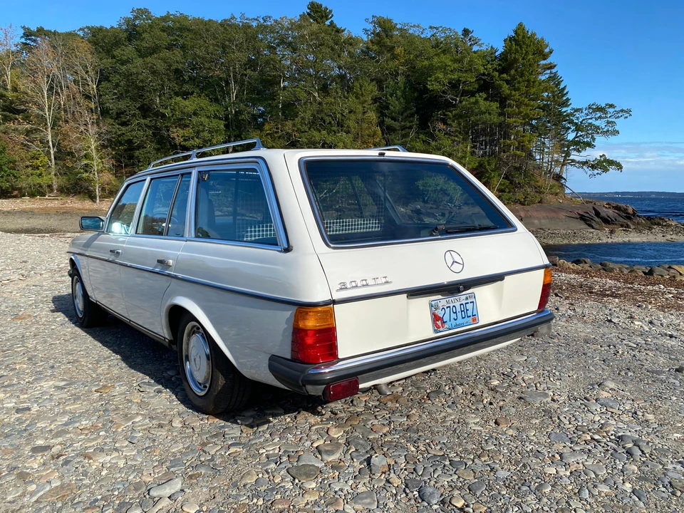 1984 Mercedes-Benz E-Class - Image 18 of 31
