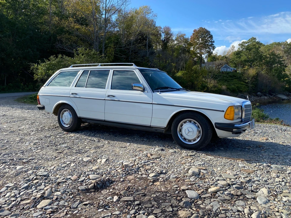 1984 Mercedes-Benz E-Class - Image 21 of 31