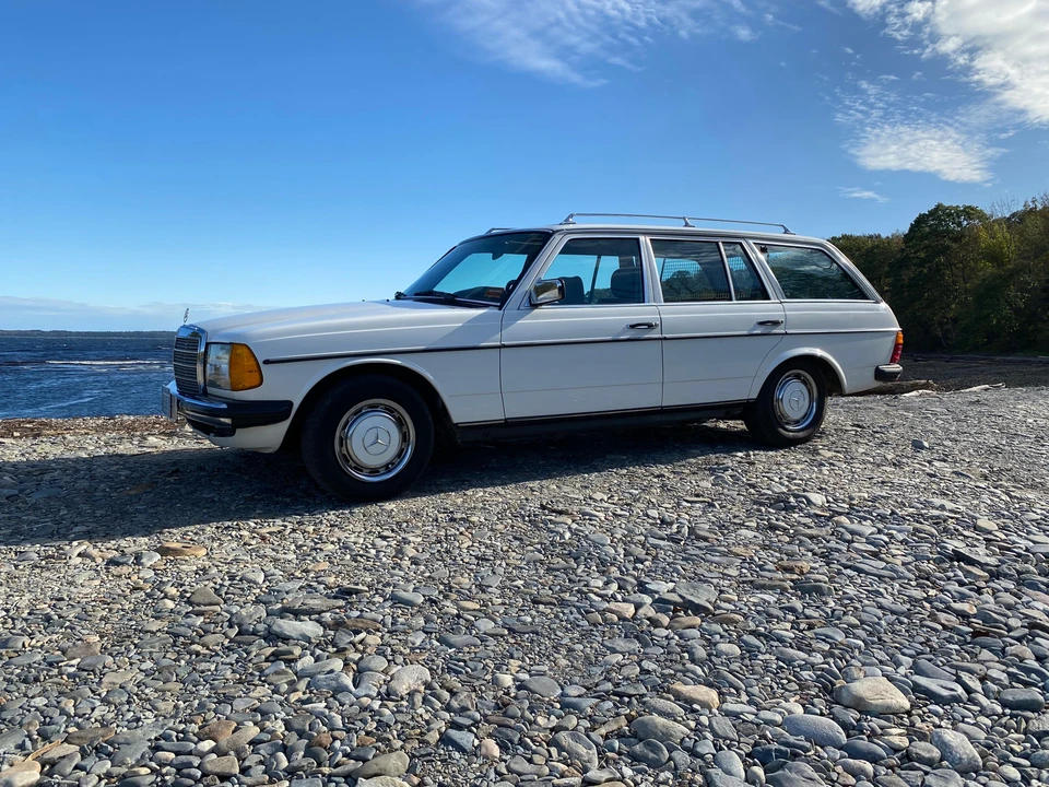 1984 Mercedes-Benz E-Class - Image 16 of 31