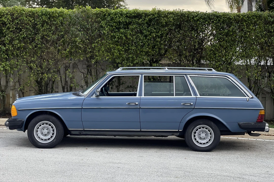 1984 Mercedes-Benz E-Class - Image 3 of 31