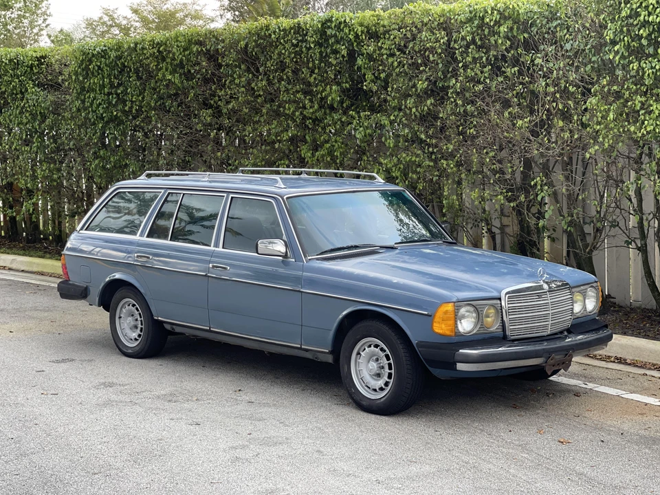 1984 Mercedes-Benz E-Class - Image 25 of 31