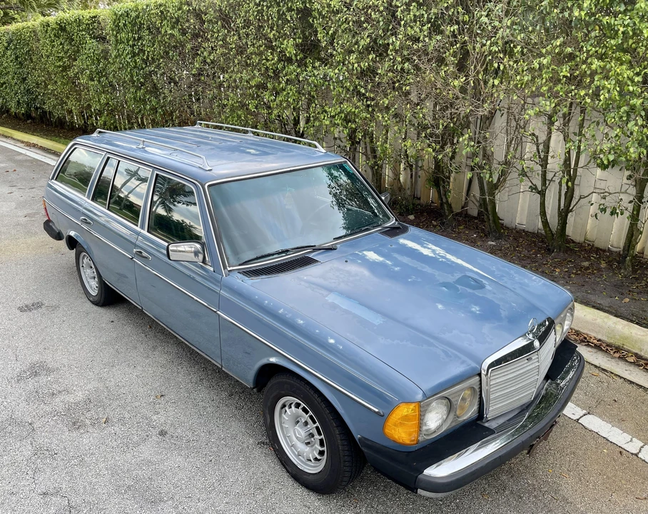 1984 Mercedes-Benz E-Class - Image 27 of 31