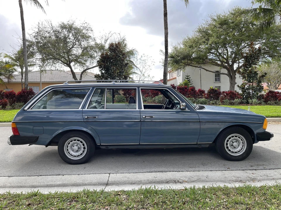 1984 Mercedes-Benz E-Class - Image 19 of 31