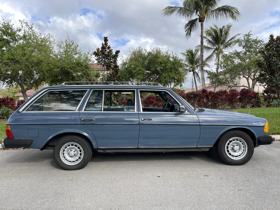 1984 Mercedes-Benz E-Class - Image 20 of 31