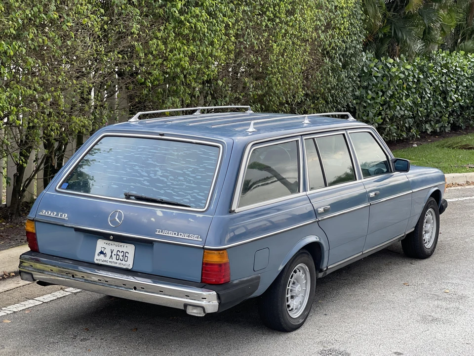 1984 Mercedes-Benz E-Class - Image 18 of 31