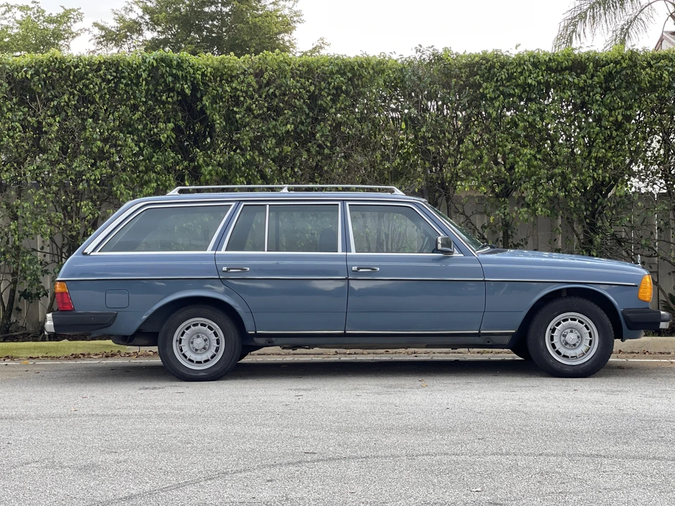 1984 Mercedes-Benz E-Class - Image 21 of 31