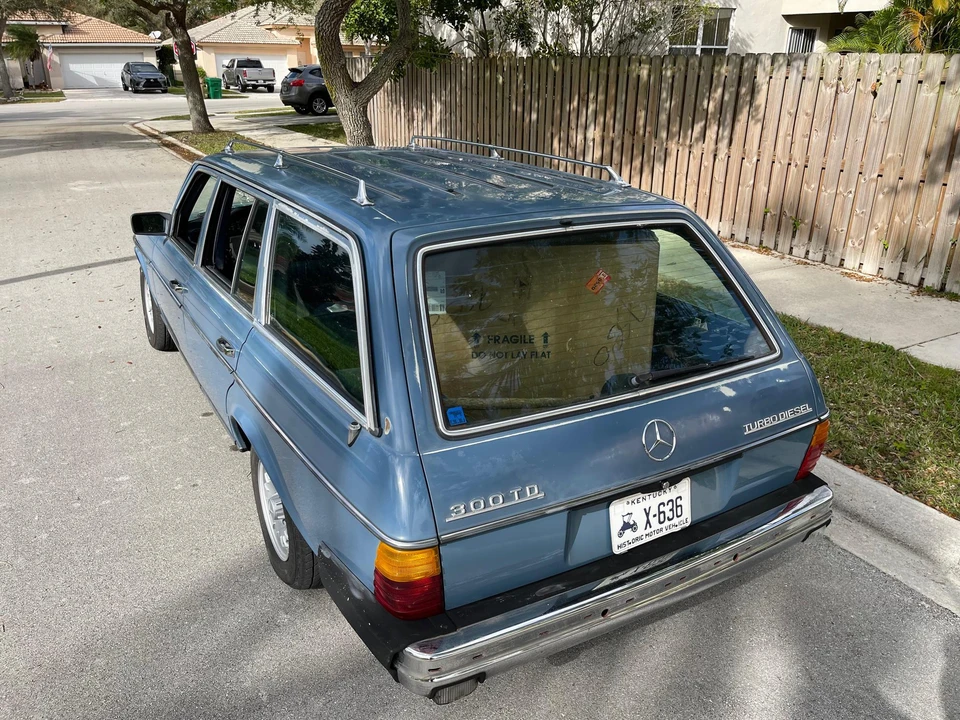 1984 Mercedes-Benz E-Class - Image 17 of 31
