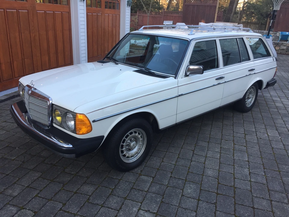 1984 Mercedes-Benz W123 Wagon (S123) - Image 26 of 31