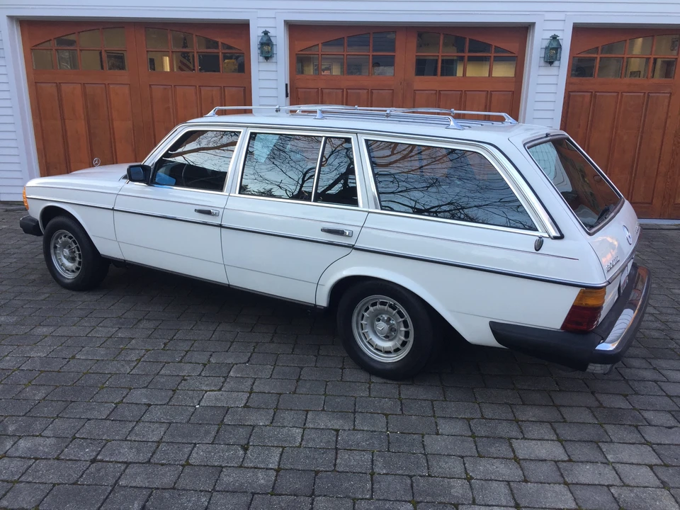 1984 Mercedes-Benz W123 Wagon (S123) - Image 25 of 31