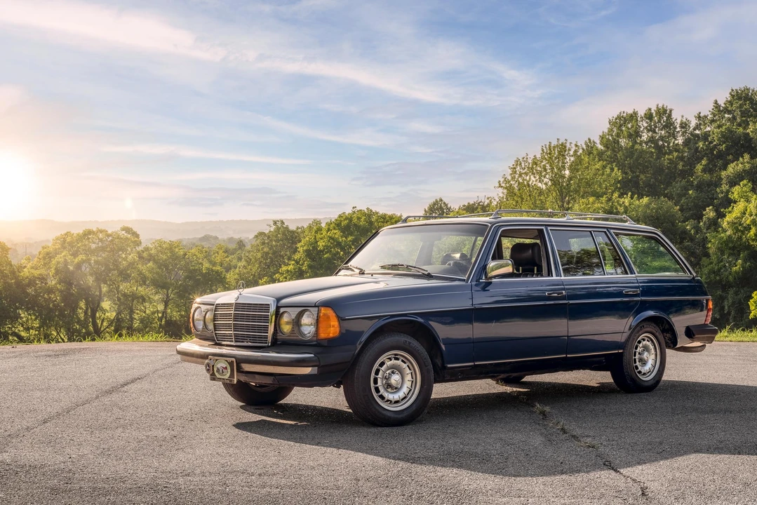 1984 Mercedes-Benz E-Class - Image 7 of 31