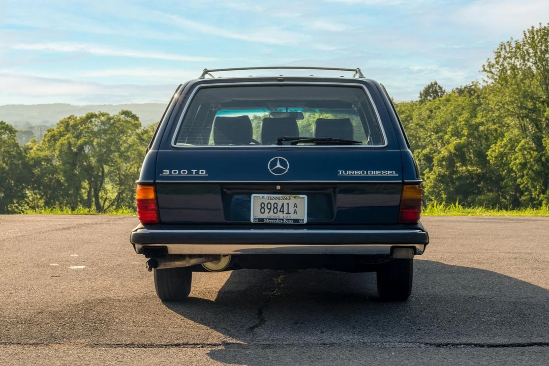 1984 Mercedes-Benz E-Class - Image 5 of 31