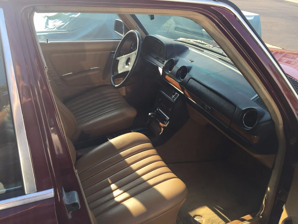 1984 Mercedes-Benz W123 Wagon (S123) - Image 21 of 31