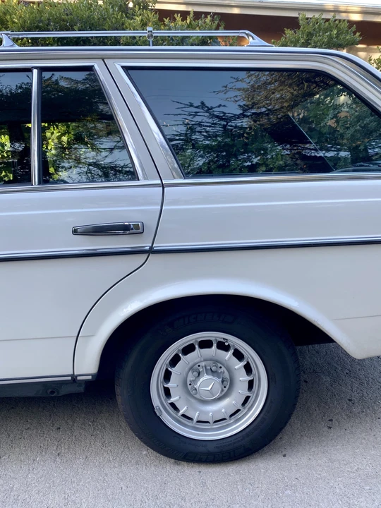 1984 Mercedes-Benz E-Class - Image 26 of 31