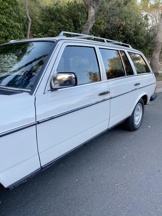 1984 Mercedes-Benz E-Class - Image 20 of 31