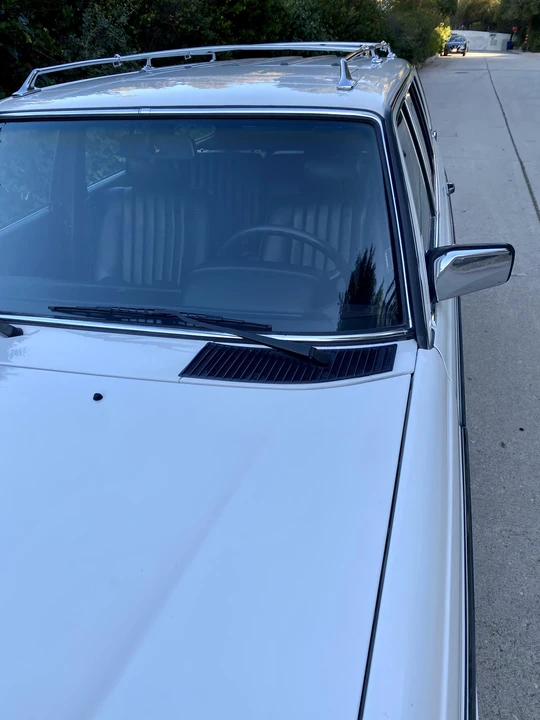 1984 Mercedes-Benz E-Class - Image 16 of 31